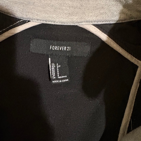 Jacket - Picture 2 of 4